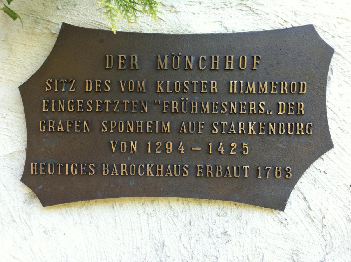 Ferienwohnung Weingut Villa Huesgen Am Moenchhof Traben-Trarbach Exterior photo
